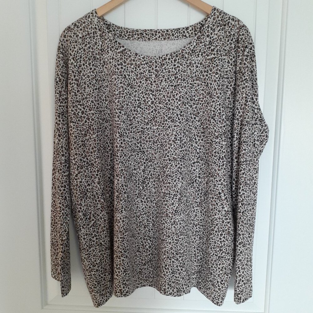 J Jill Luxe Supima Relaxed Long Sleeve Tee Brown Leopard Print Size L